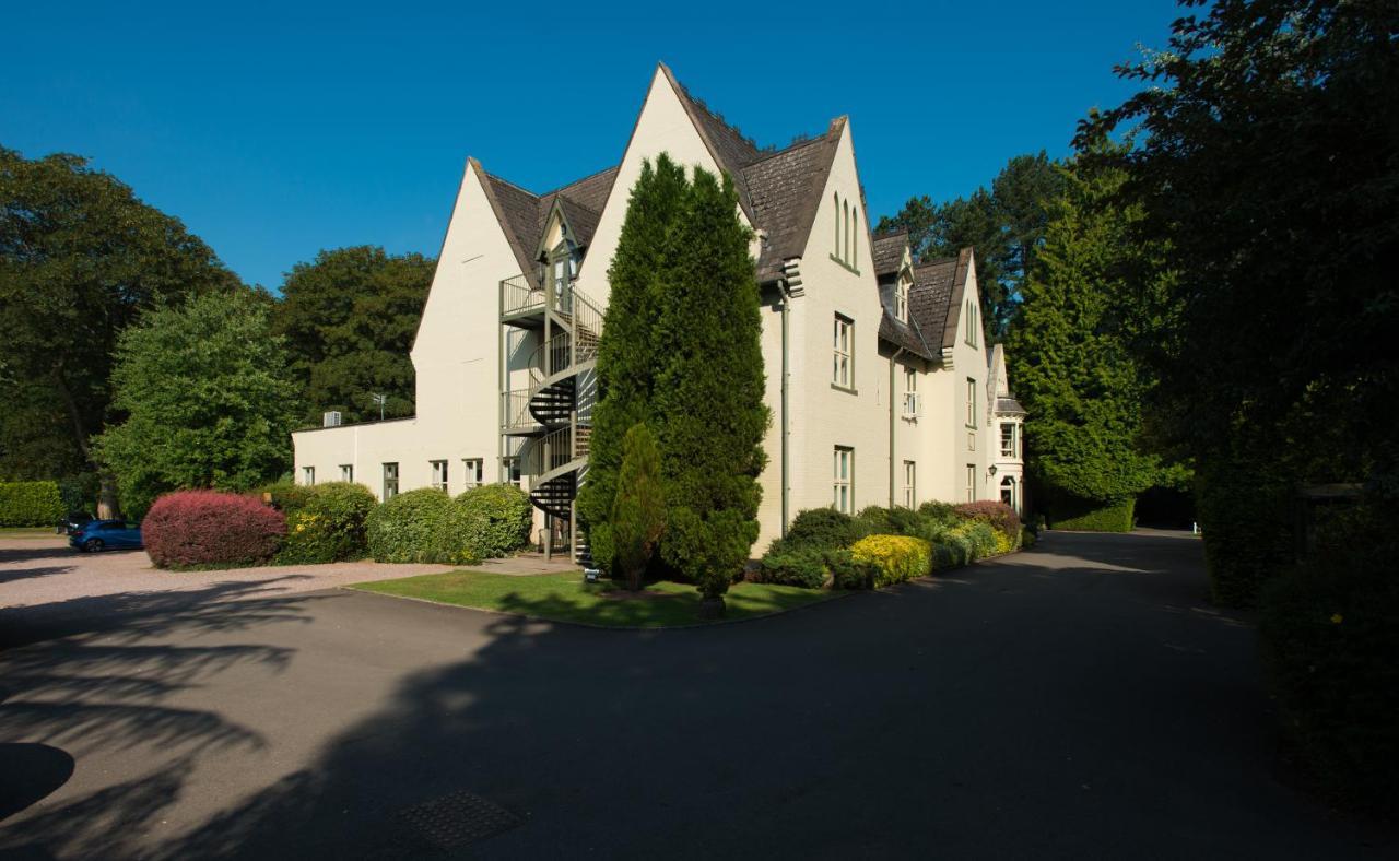 Glen-Yr-Afon House Hotel Usk Exterior photo